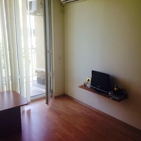 Несебр Форт Клуб Apartman *